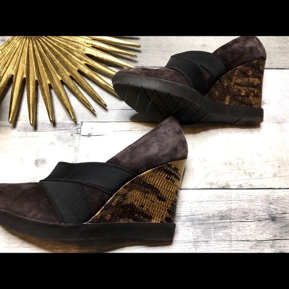 Donald J Pliner Carla Wedge - Picture 3 of 6